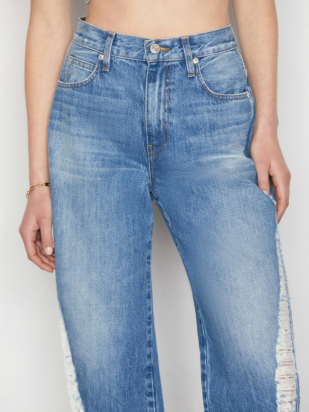 jeans front view alt:size alt:fit1